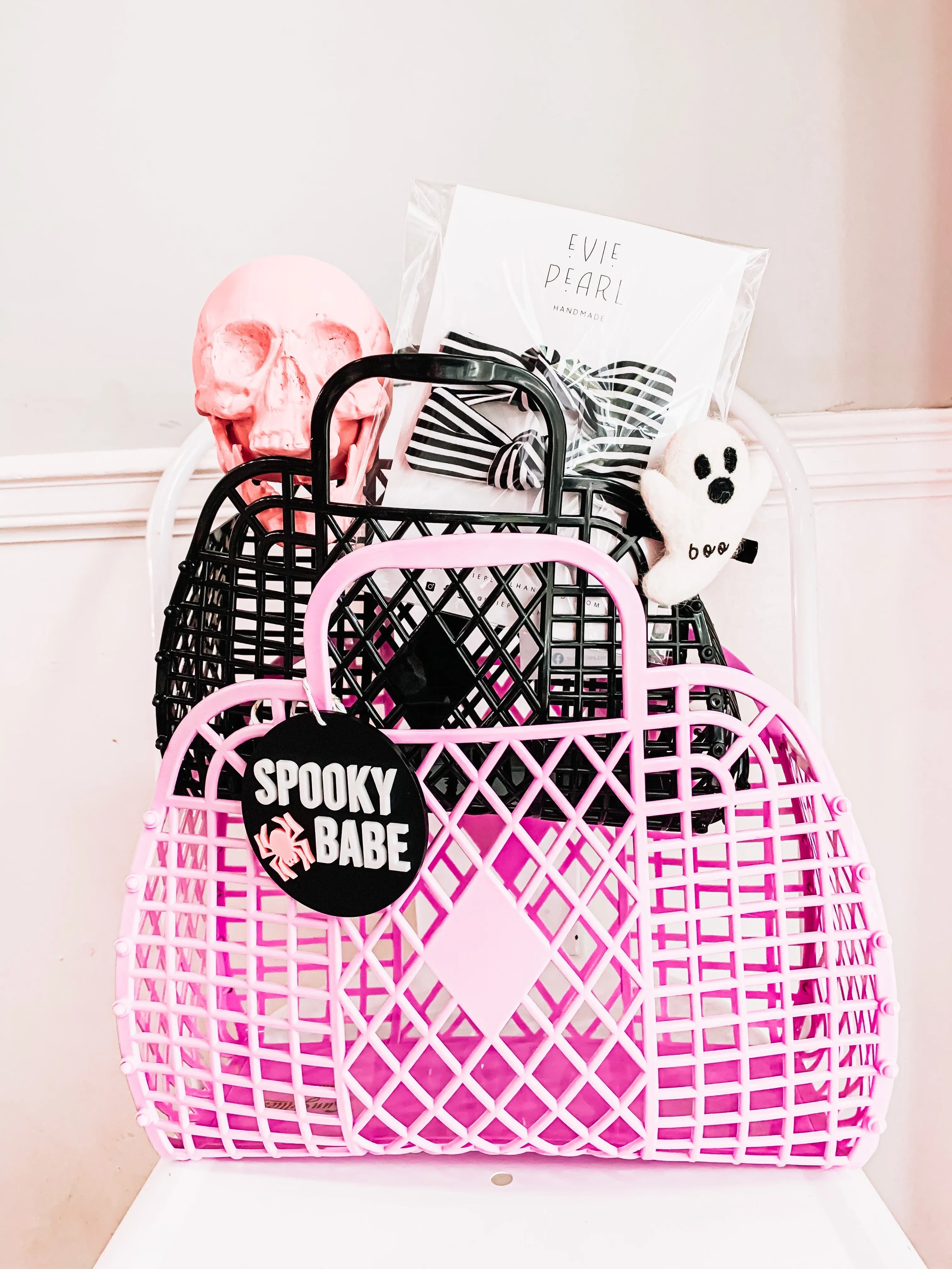 Black| Sunjellies Medium Retro Tote Basket