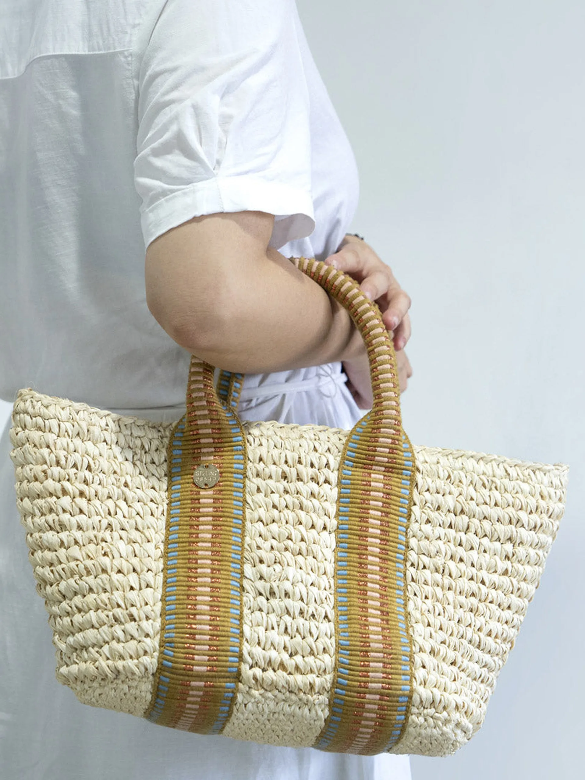 Gili raffia tote bag