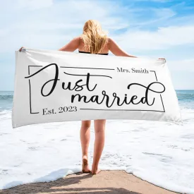 Just Married Beach Towel, His and Hers Newlywed Beach Towels, Custom Mr and Mrs Beach Towels, Personalized Honeymoon Gift, Bridal Shower Gift