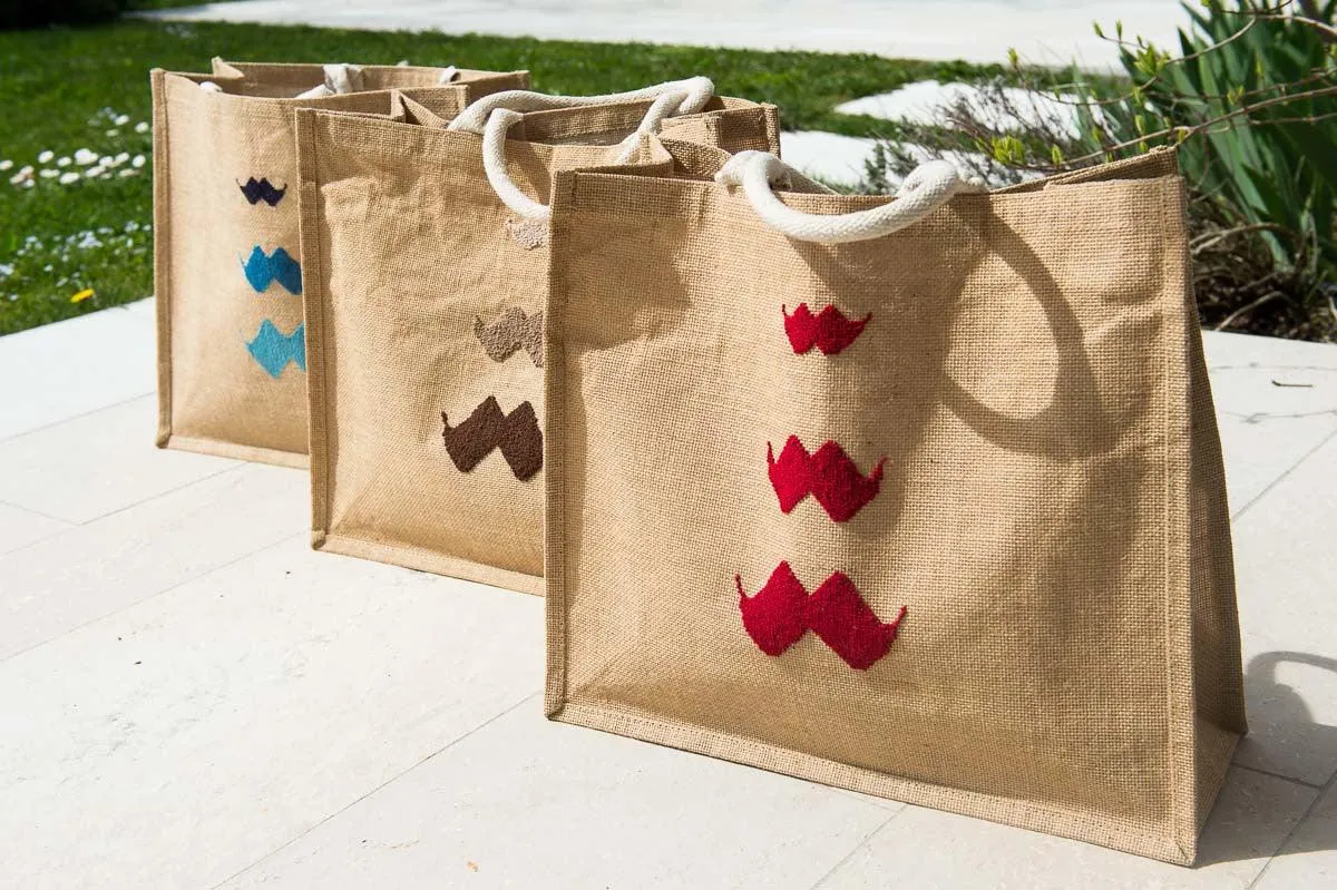 JUTE TOTE BAG MOUSTACHE