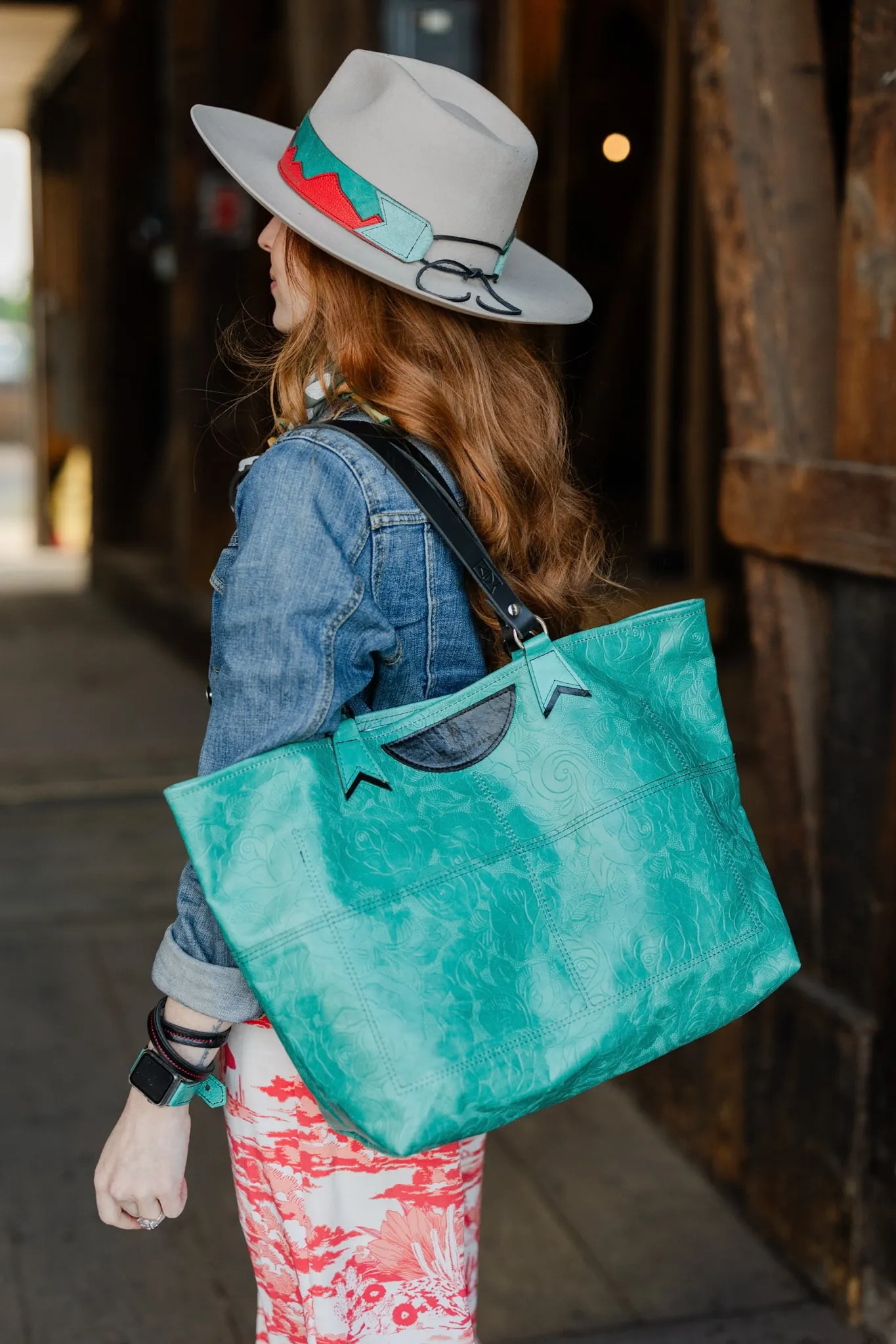 Rodeo Collection | Charlotte Shoulder Tote | Cactus Rose