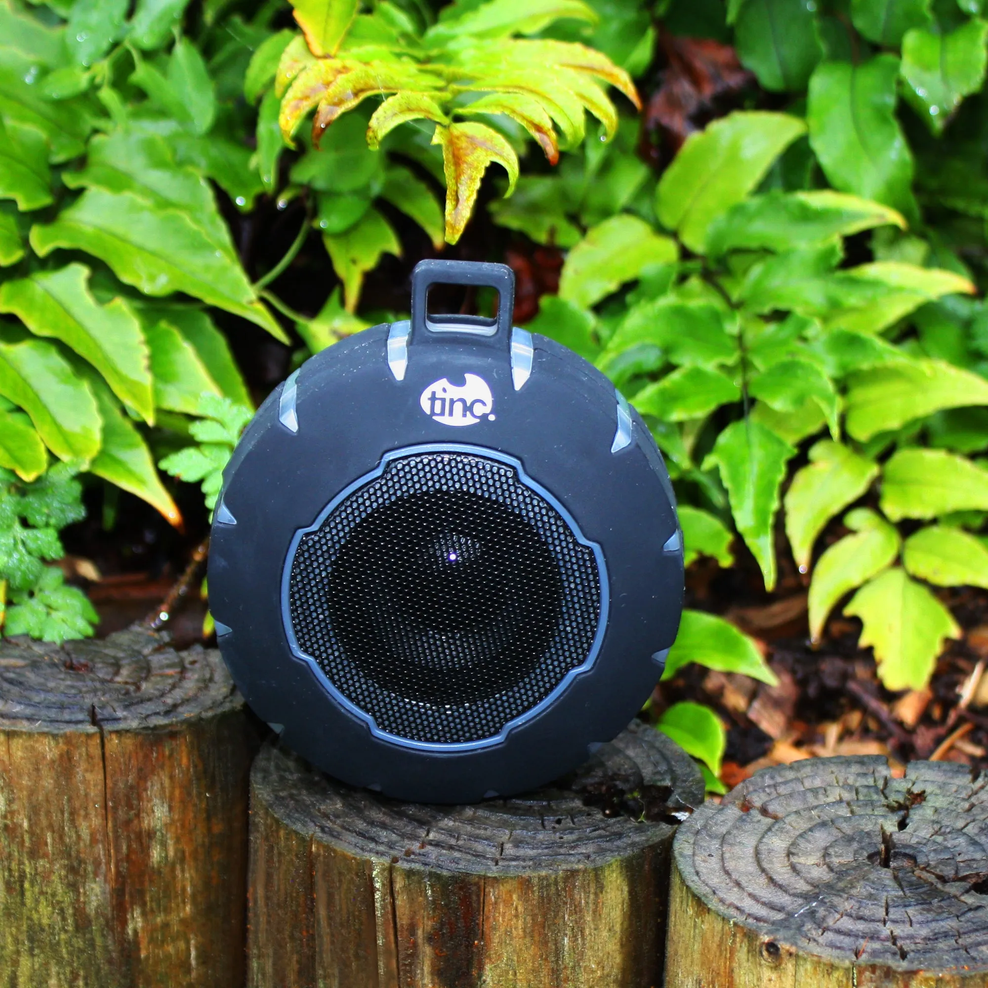 Splash-Proof Round Speaker