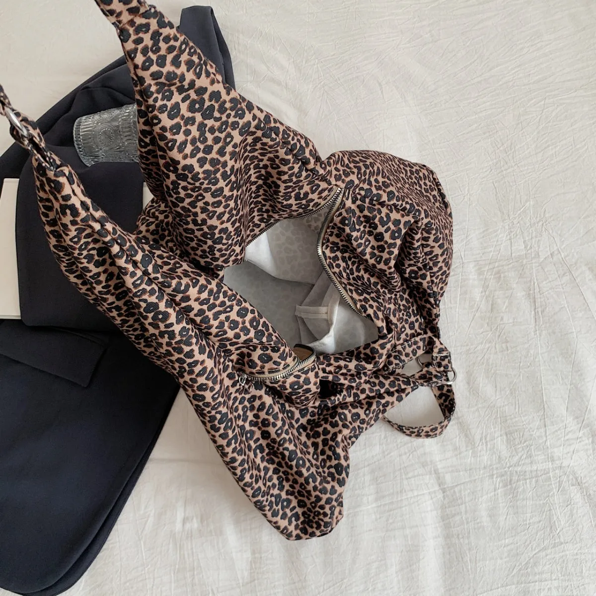 TEEK - Leopard Tote Bag