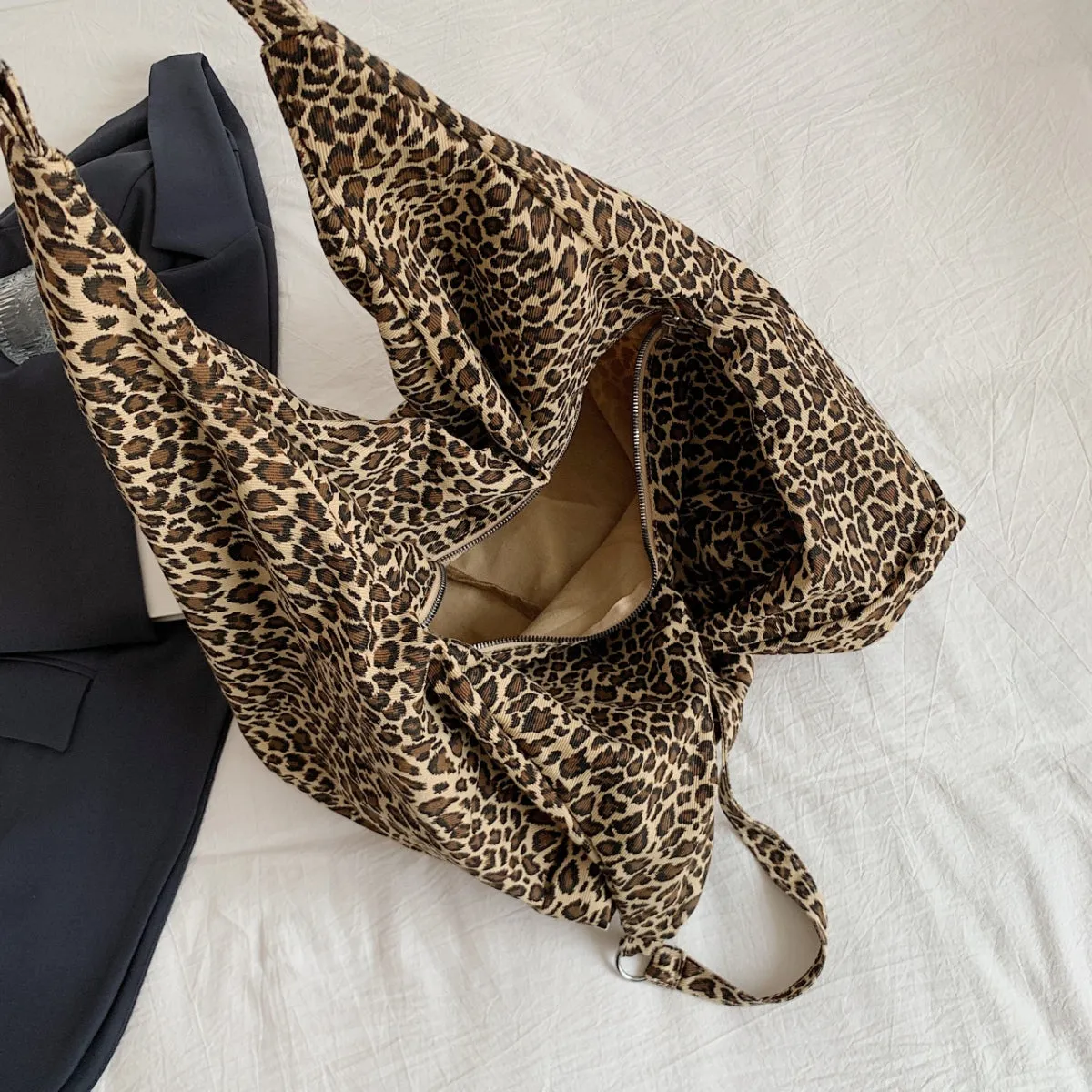 TEEK - Leopard Tote Bag